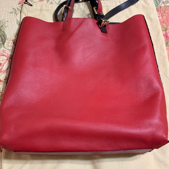 Burberry Reversible Purse Black/Red w/wallet - Picture 5 of 8